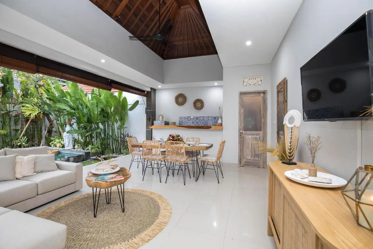 Villa Luna Rose Seminyak